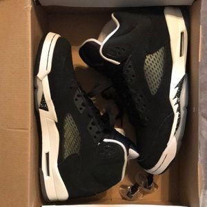 Air Jordan Retro 5 Oreos (GS) 7Y